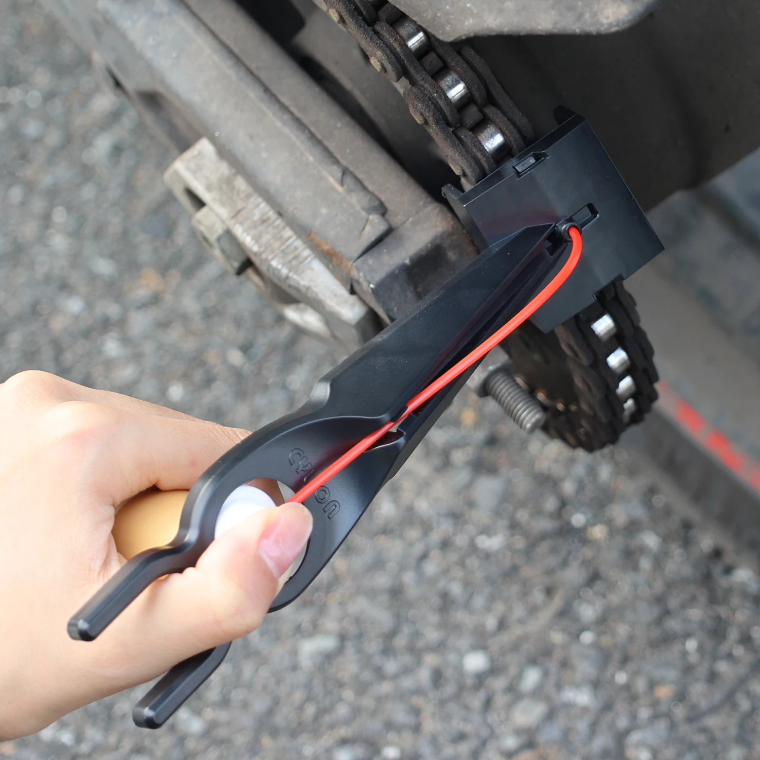 ギアチェーンに取り付け可能なオイル供給装置、モーターチェーン - Motorcycle Gear Oil For Chain のレビューと価格