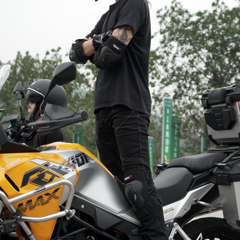 4個入りバイク用膝肘プロテクターセット 通気性のある耐衝撃保 - Motorcycle Gear For Woman のレビューと価格